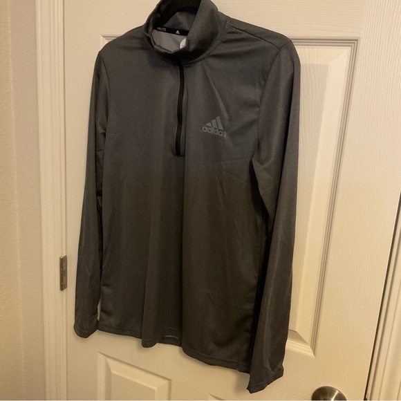 Adidas tech 1/4 zip CE7641 size small - Picture 2 of 10